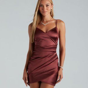 Windsor Satin V Neck Wrap Dress Size Medium